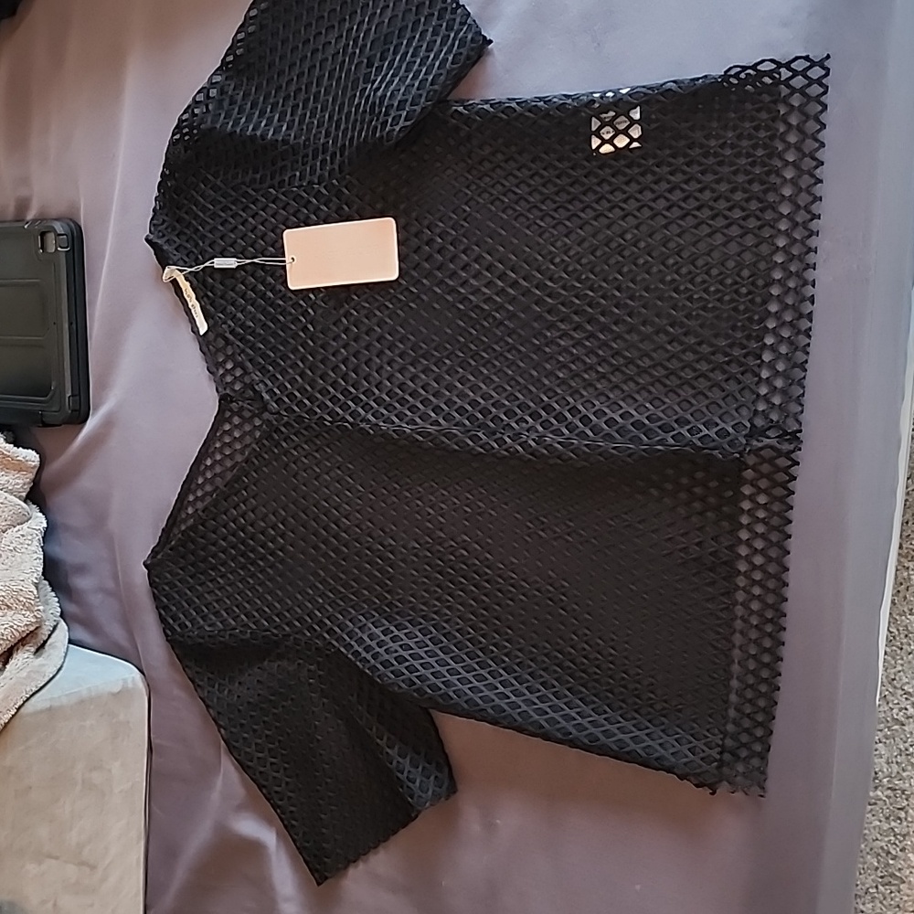 Three Floor mesh top